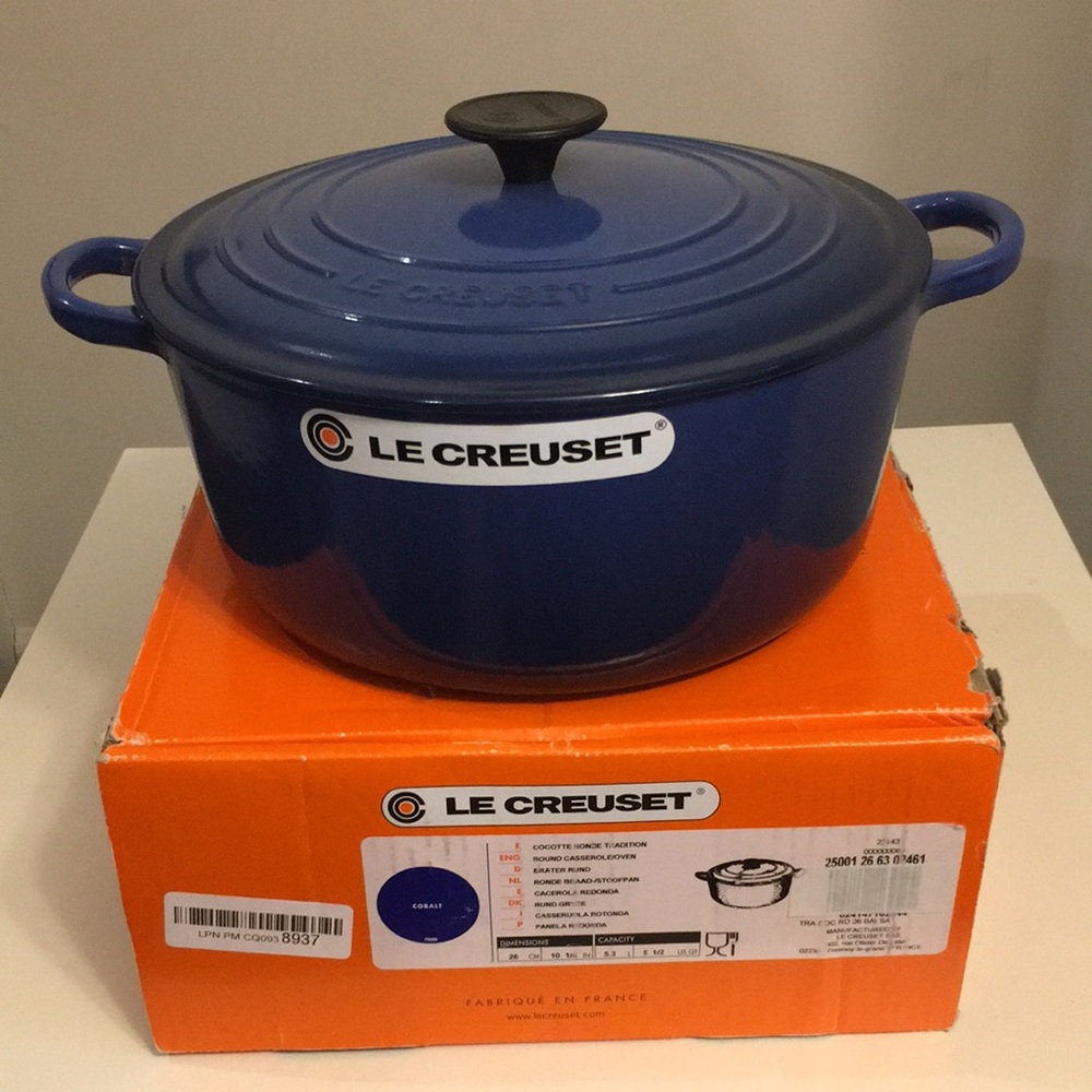 NEW Le Creuset 5.5 Qt Round Cast Iron Dutch Oven Cobalt Blue